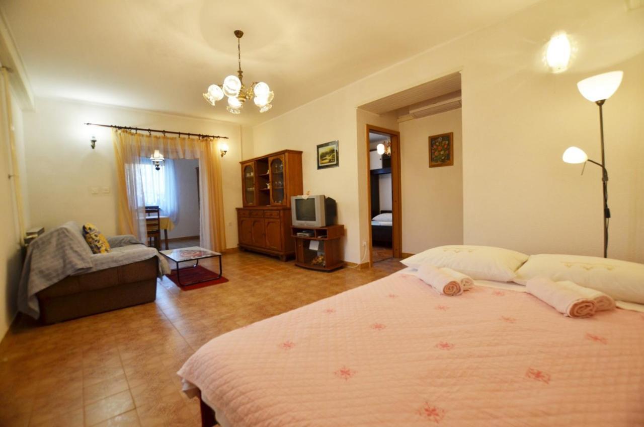 Miro Apartments Kanfanar Dış mekan fotoğraf