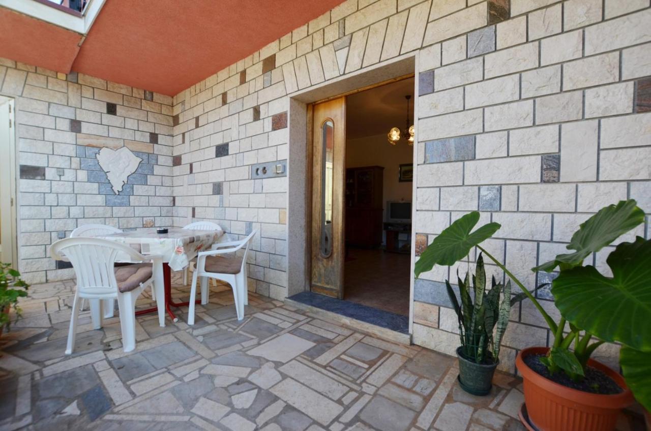 Miro Apartments Kanfanar Dış mekan fotoğraf